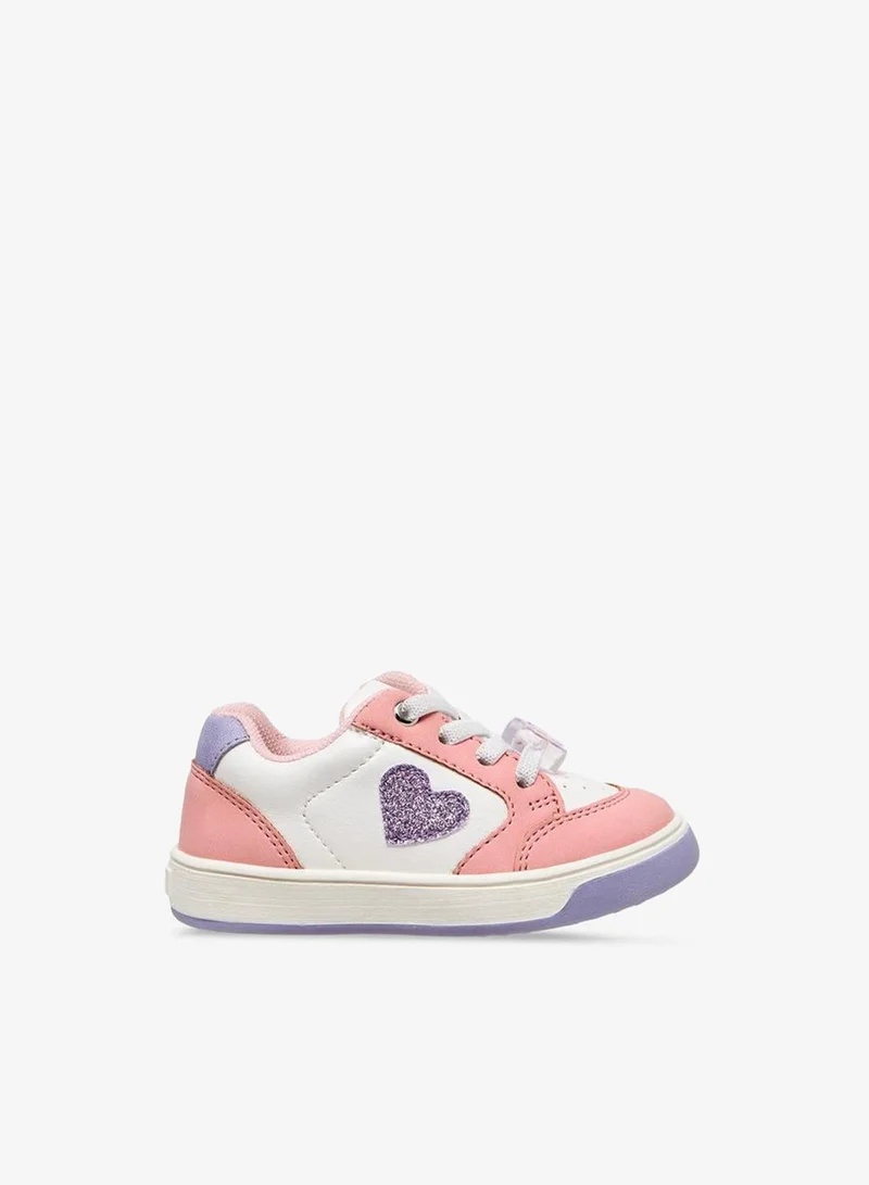 بيرفيت Girls Heart Detail Sneakers