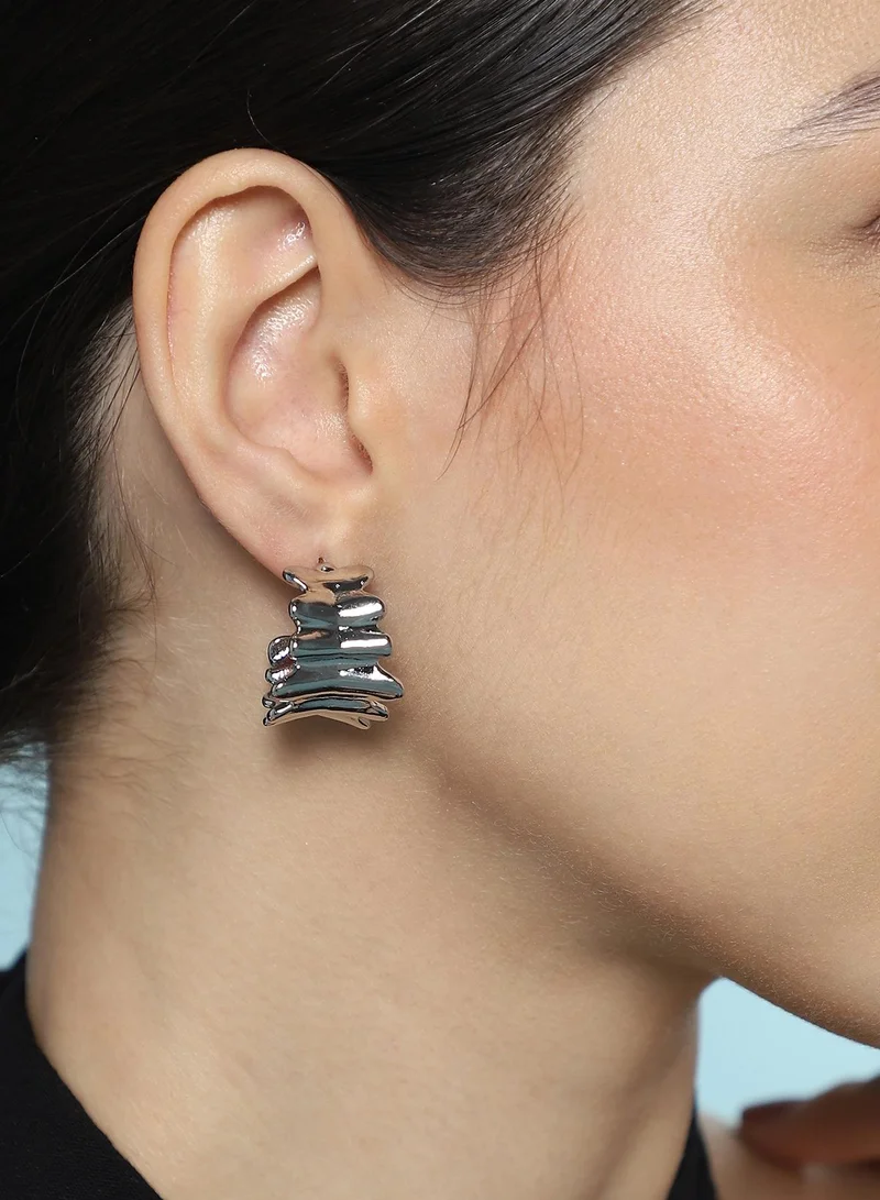 SOHI SOHI Women The Ripple Hoop Earrings | Chrome  Colour | One-Size | Metallic Alloy Material | Push Back Closure | Half-Hoop Earrings For Casual & Evening Wear