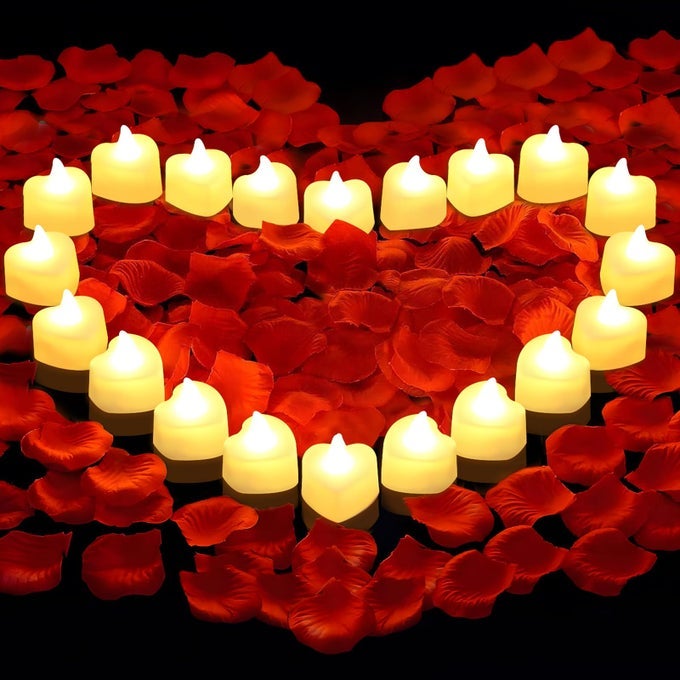 3000 PCS ARTIFICIAL ROSE PETALS WITH 20 PCS FLAMELESS LED TEA LIGHTS CANDLES DECORATION FOR SPECIAL AND ROMANTIC NIGHT WEDDING ANNIVERSARY EVENT PARTY DECORATION