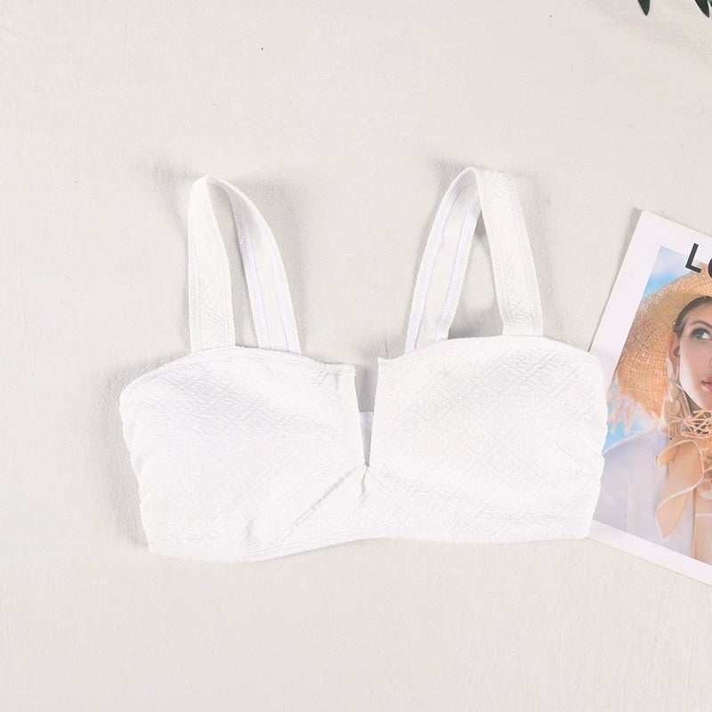 Small discounts, sexy women's bikini tops, beach vacations, swimming bras, size bras, and pads - Image 1