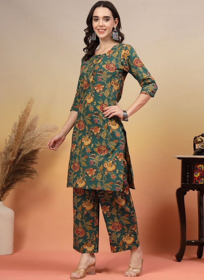 COTLAND FASHION Floral Printed Round Neck Pure Cotton Straight Kurta With Trousers - Image 3