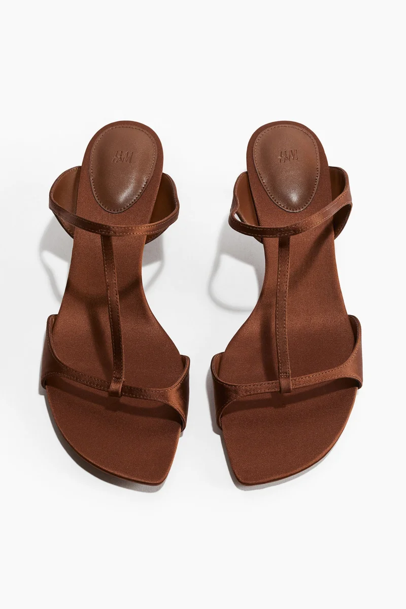 اتش اند ام صندل بكعب عالي