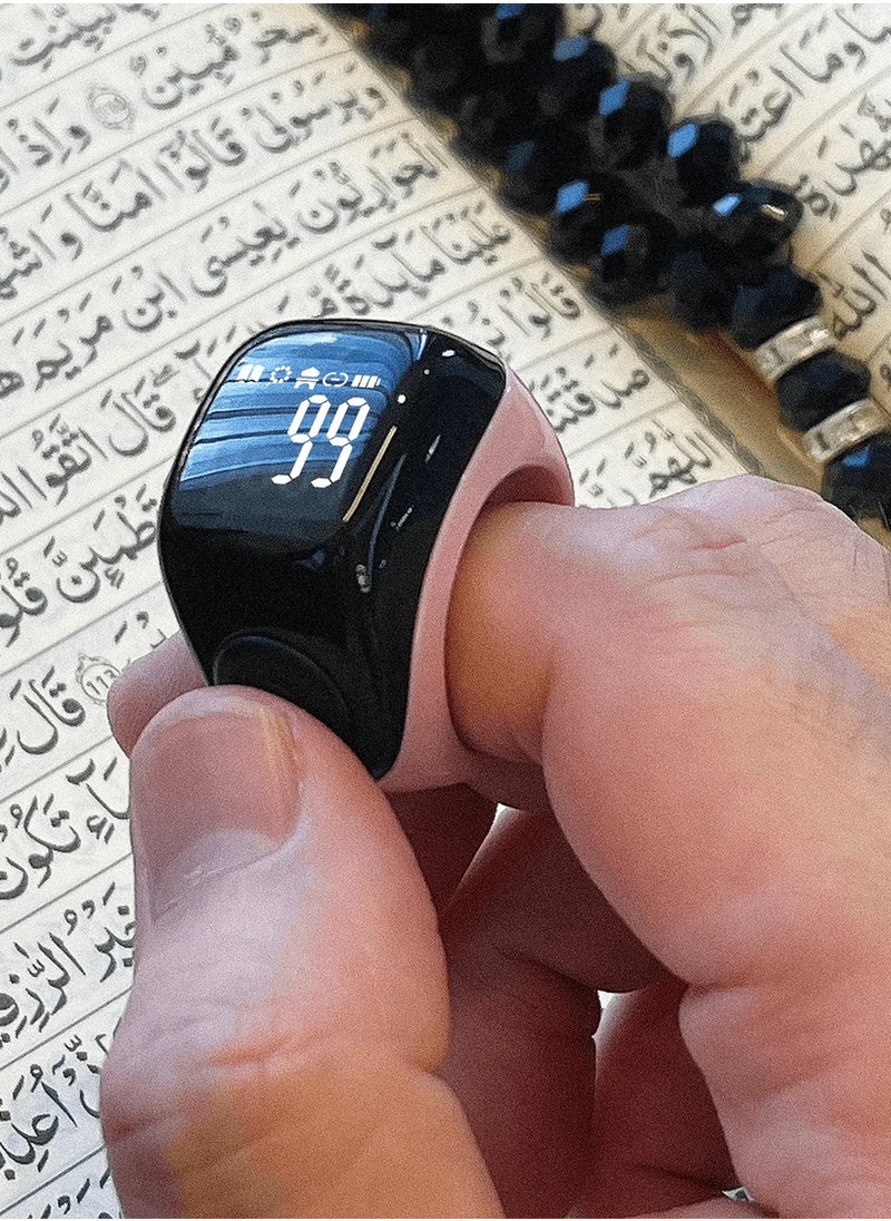 خاتم تسبيح ذكي iQIBLA Zkir Flex Advance مع شاحن – بثلاثة مقاسات (18/20/22) – إصدار 2025 – شاشة OLED – عداد تسبيح ذكي – تذكير بـ 5 صلوات و3 تسابيح – اتصال بلوتوث – لون زهري