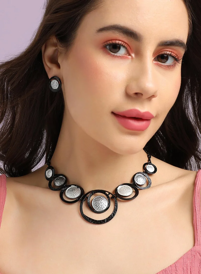 SOHI Black & Dented Circular Artificial Jewellery Set