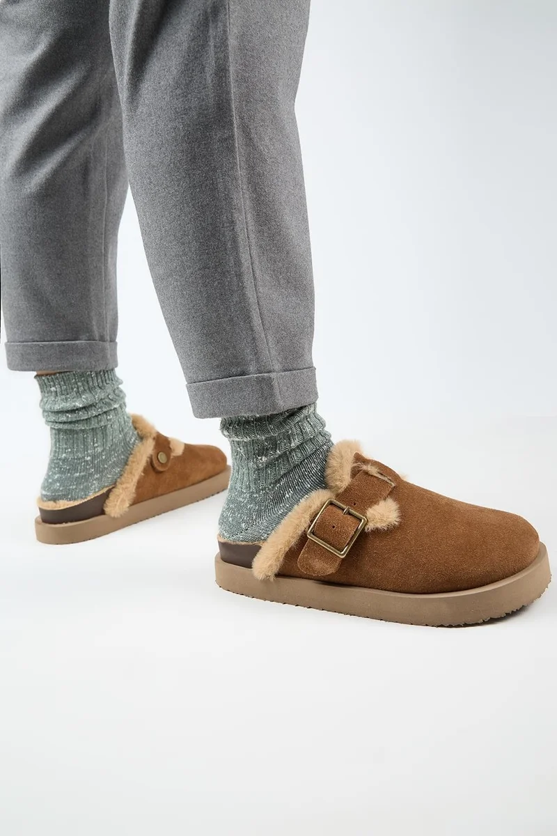 مانجيرو (Zeta 2 Furry Platform) Women's Leather Belt Buckled Sabo Tan Slippers