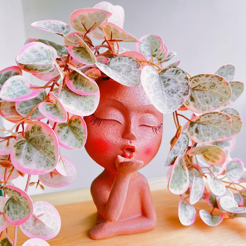 EylbKey Brown Resin Handcrafted Cute Flower Pot, Suitable for Indoor and Outdoor Use, with Drain Hole and Anti-Friction Pads - Image 5