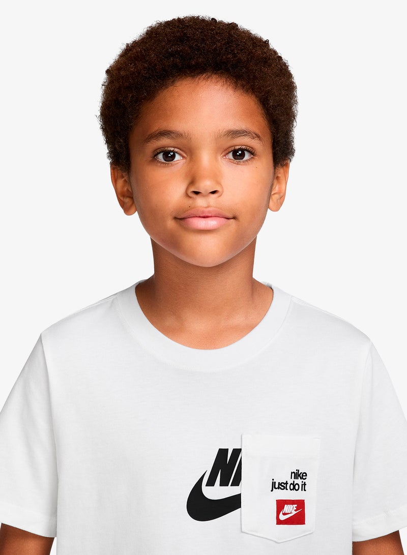 Nike Youth Pocket Futura T-Shirt - Image 3
