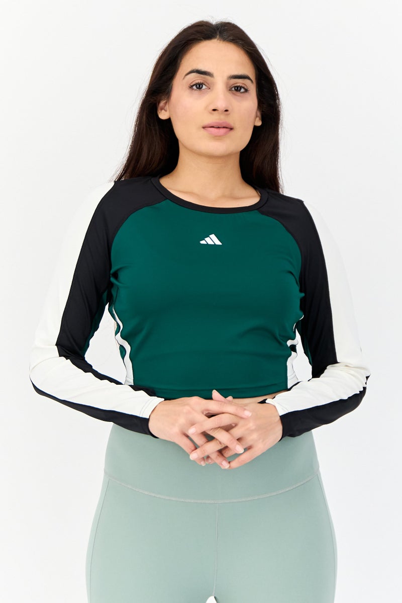 Adidas تي شيرت رياضي نسائي مناسب للجري، أخضر - Image 1