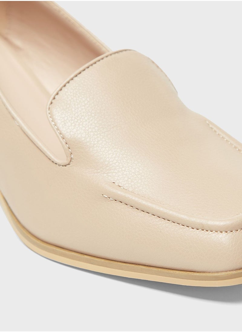shoexpress - Square Toe Pumps - Image 1