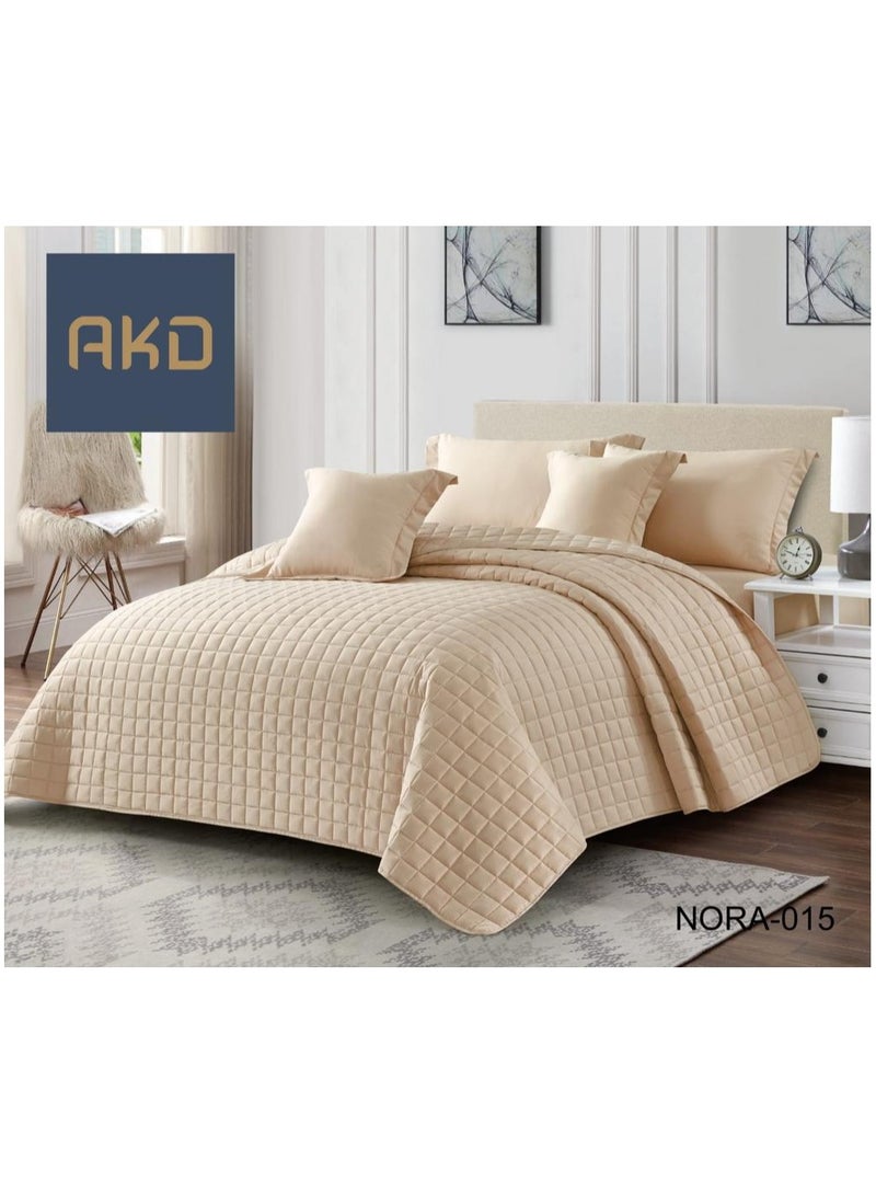 AKD Compressed two-piece comforter set, 6 plain pieces with light filling, quilt size 220 * 240 cm 