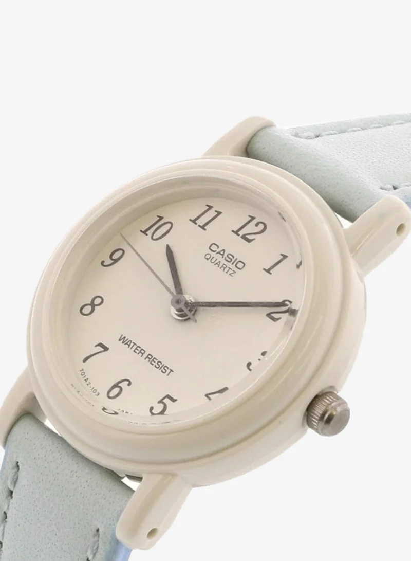 كاسيو Women'S Quartz Watch, Analog Display And Leather Strap