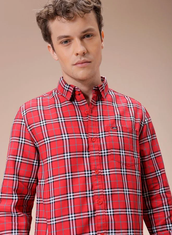 The Indian Garage Co Men Slim Fit Checkered Full Sleeves Cutaway Collar Casual Shirt