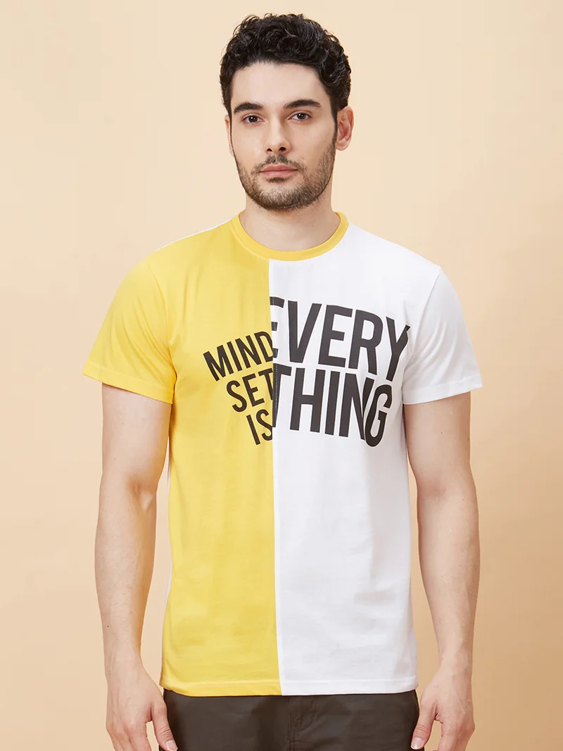 جلو باص تيشيرت رجالي قطن مطبوع بقصة عادية كاجوال