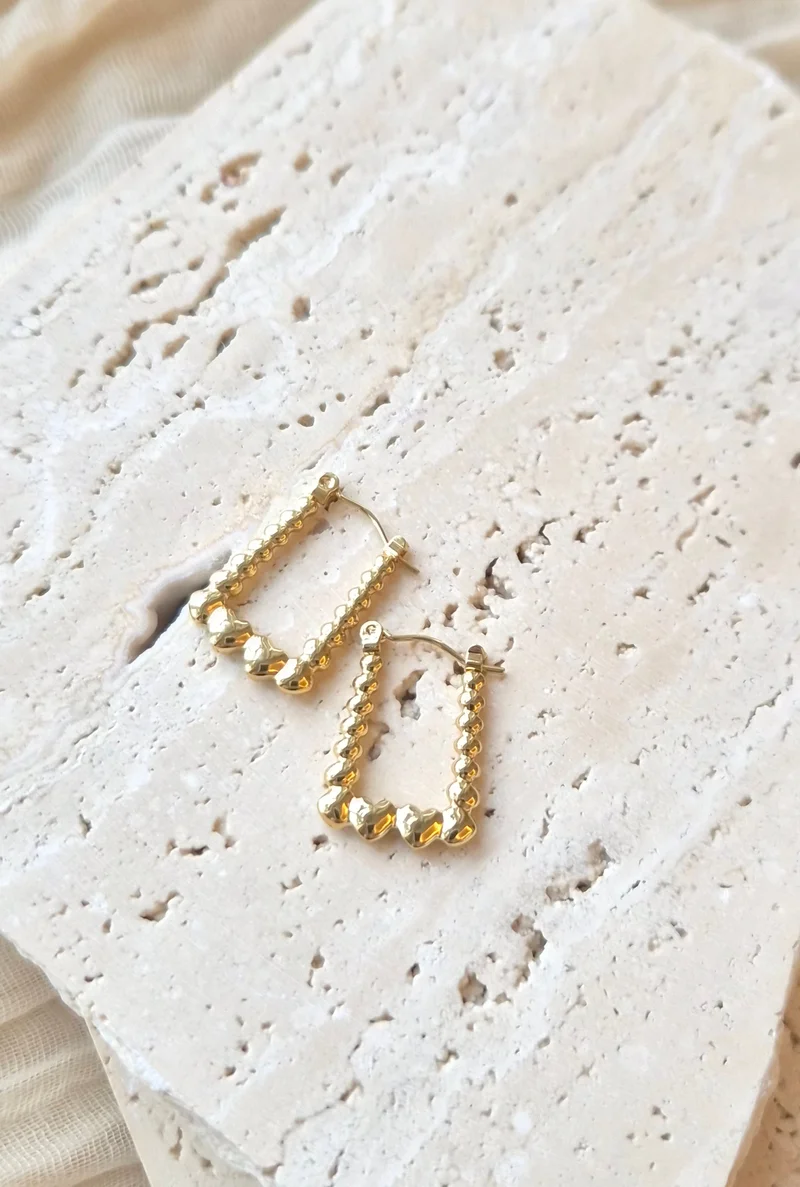 Sosha Elegance Golden Beaded Heart Hoop Earrings
