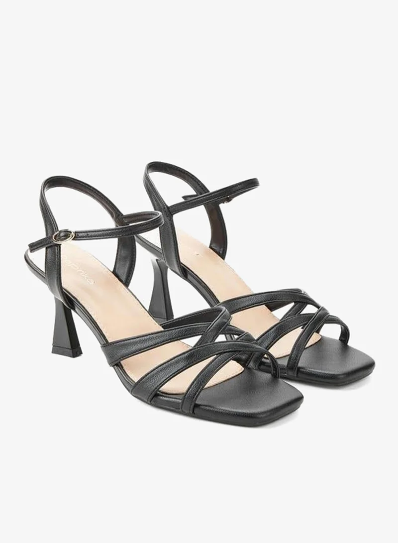 بابريكا Women Flared Heel Strap Sandals