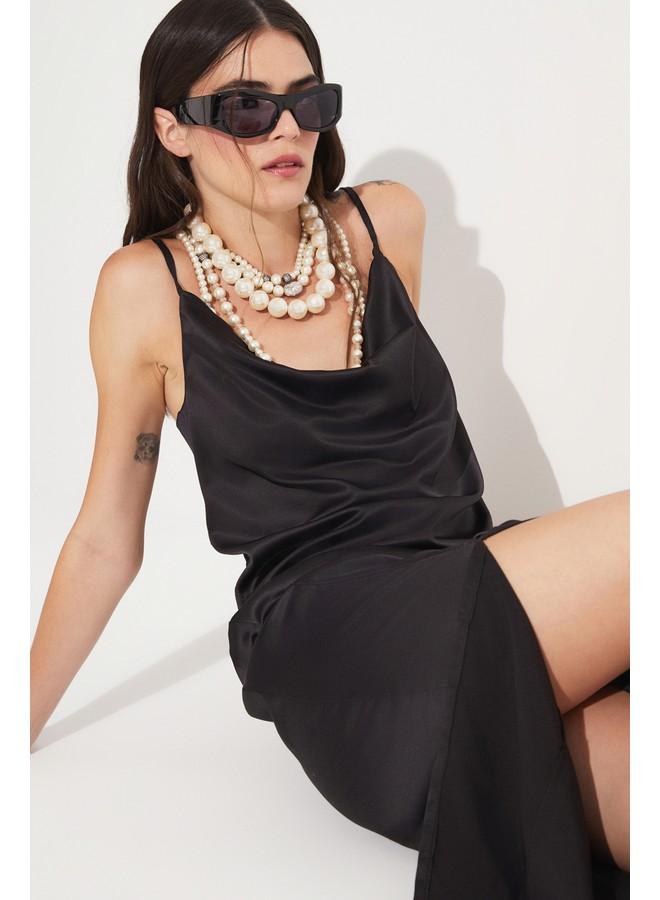 جون فستان ساتان بياقة ملتفة - Image 1