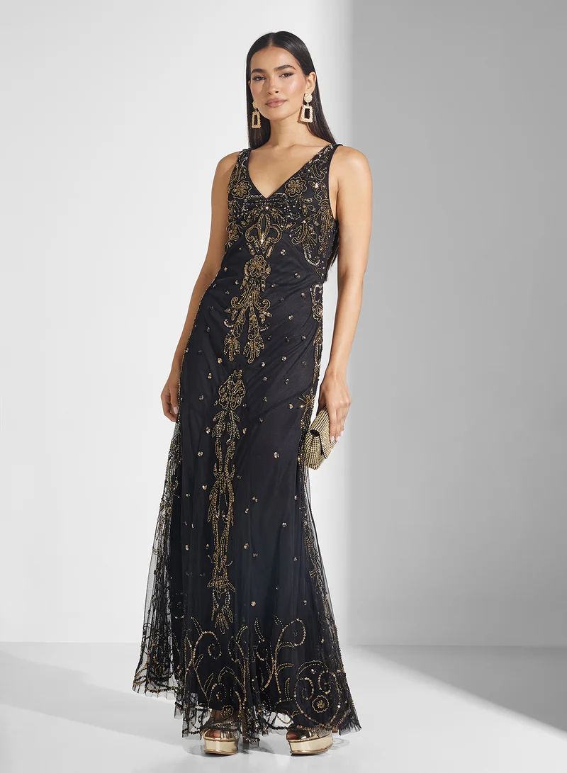 Amelia Rose V-Neck Maxi Dress