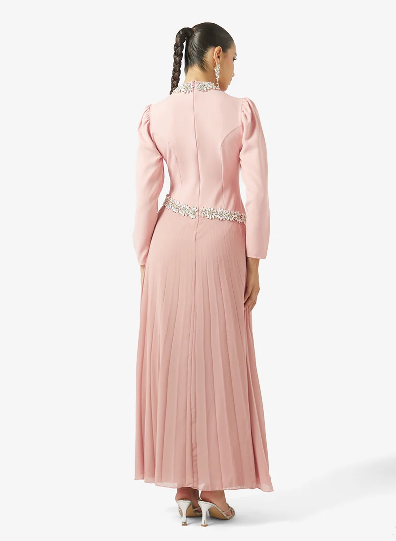 خزانة Pleated Dress With Aysmmetric Embellished Waistline