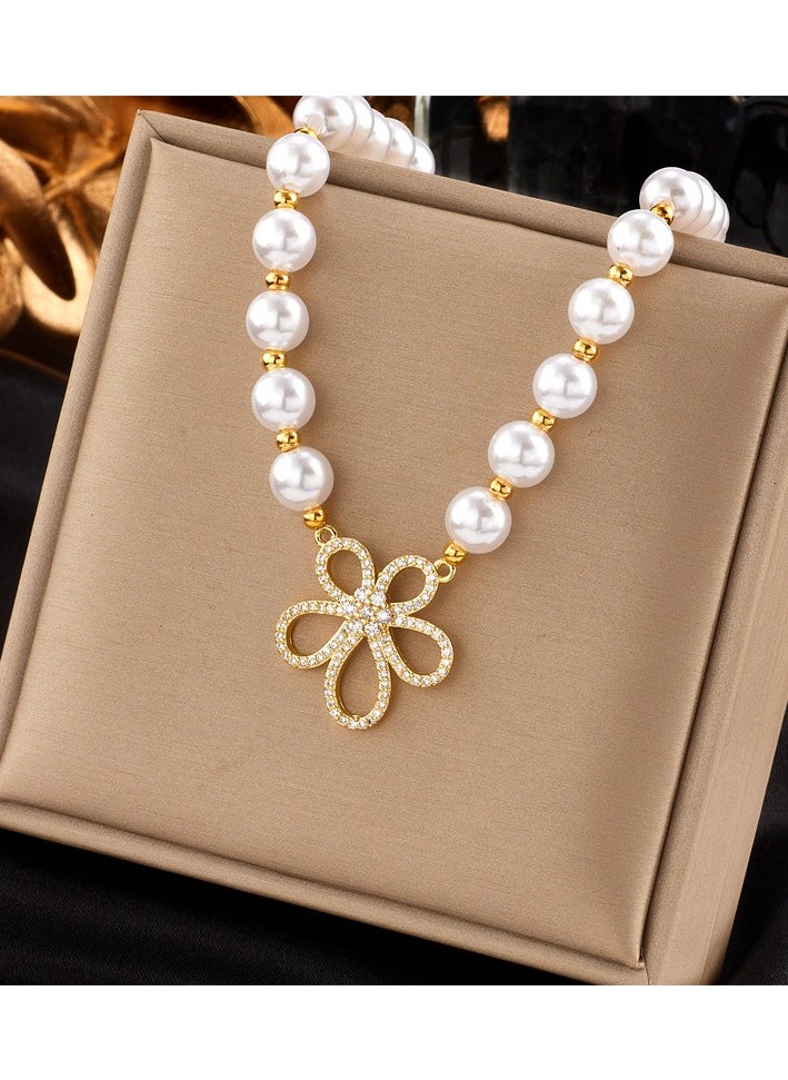 Generic - Fashionable and simple temperament retro high-end pearl retro diamond small flower pearl braided necklace - Image 1