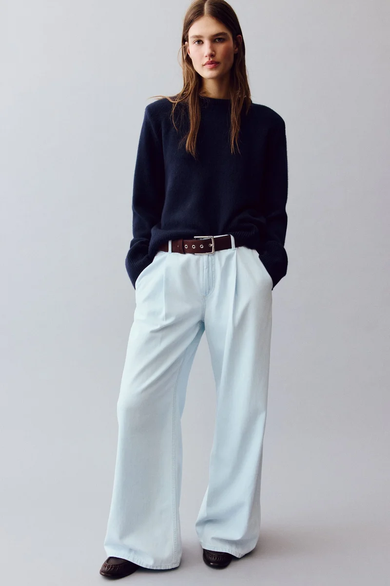 اتش اند ام جينز بقصّة واسعة وخصر عادي