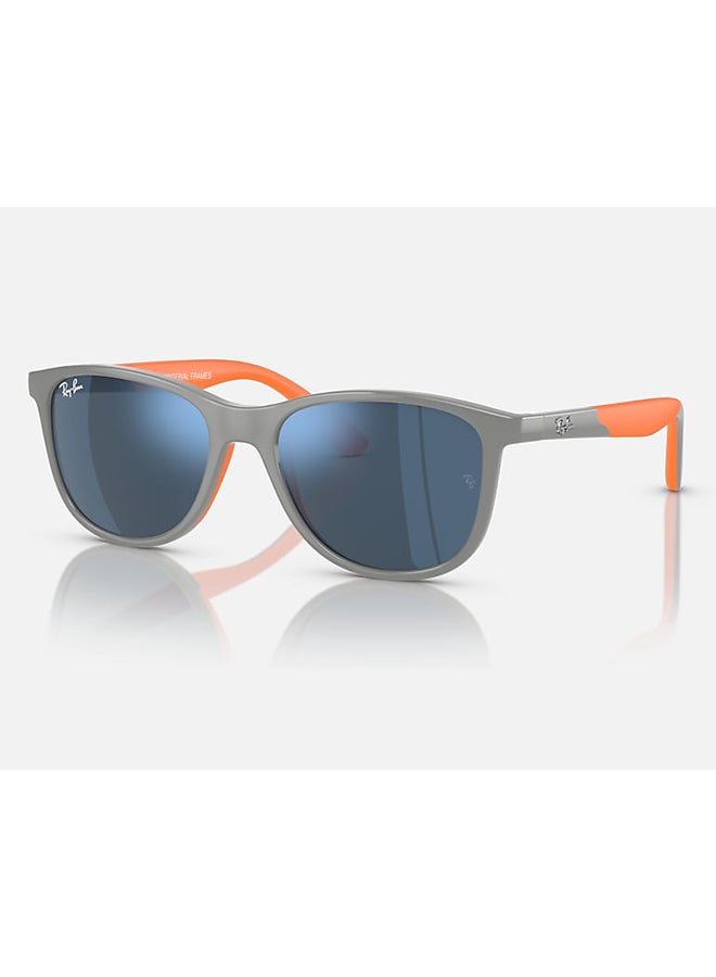 Ray-Ban Junior Unisex Square Sunglasses - RJ9077S 713355 49 - Lens Size: 49 Mm - Image 1