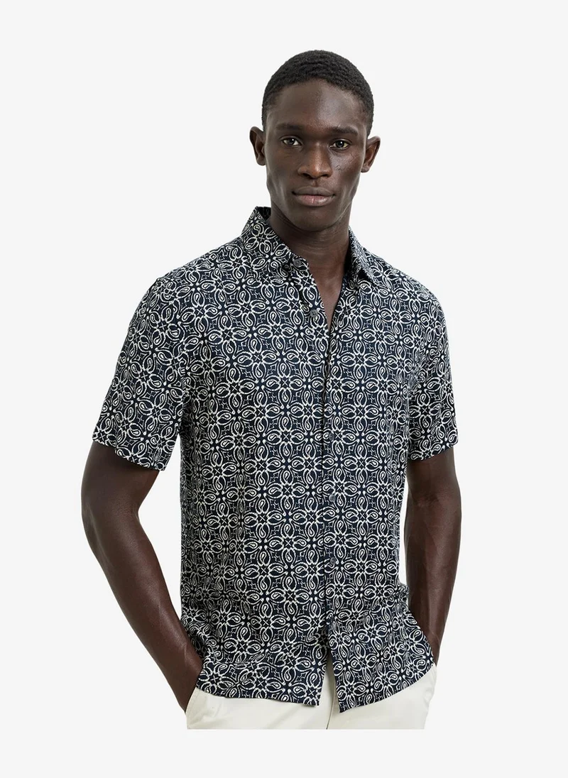 French Connection Men's Navy/Cream White Ss Print Shirt