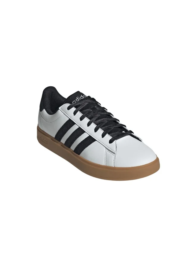 adidas جراند كورت 2.0 أحذية رياضية بيضاء 6