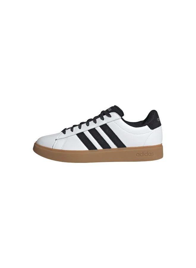 adidas جراند كورت 2.0 أحذية رياضية بيضاء 6