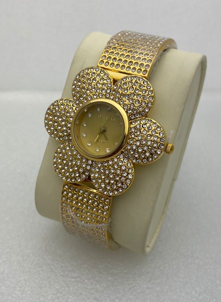 ليفان ساعة يد نسائية فخمة وأصالة وتصميم غاية في الرقي