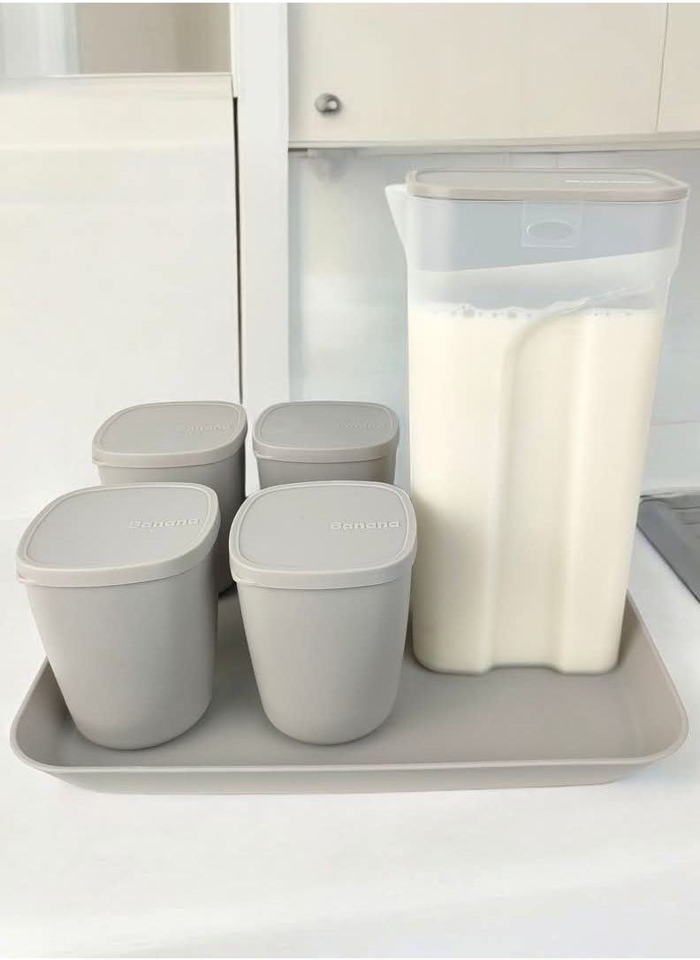 Banana Banana juice set, silver pink  1600 ml jug with 15.5 inch tray and 4 320 ml cups with lid in the same color  - Image 1