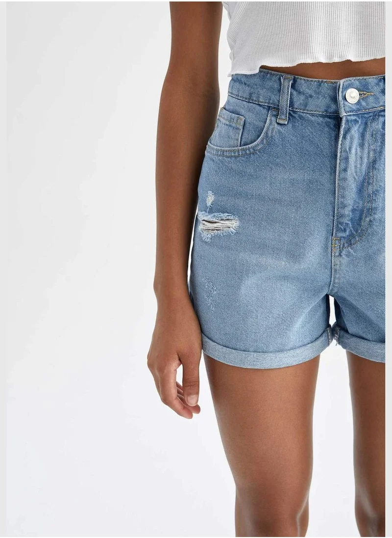 ديفاكتو Woman Mom Fit Denim Short