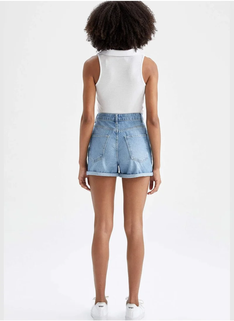 ديفاكتو Woman Mom Fit Denim Short