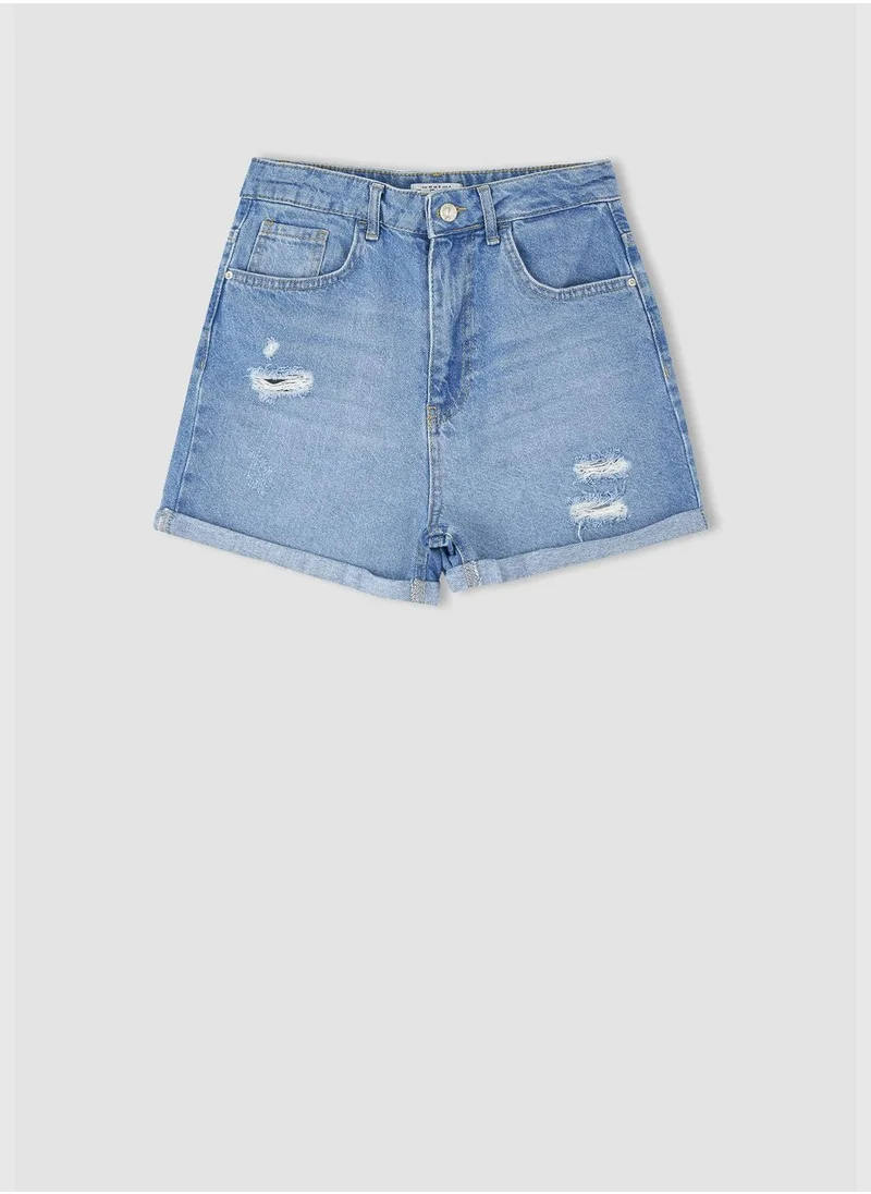 ديفاكتو Woman Mom Fit Denim Short