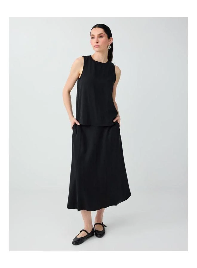 Jimmy Key Anthracite Boat Neck Sleeveless Straight-Cut Knitted Blouse.