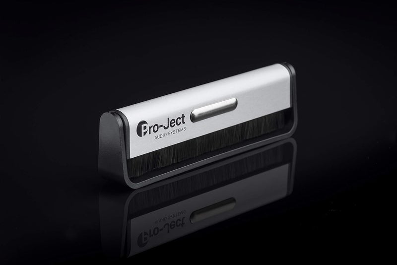 Pro-Ject Brush It - Carbon Fiber Vinyl Record Cleaning Brush - Image 5