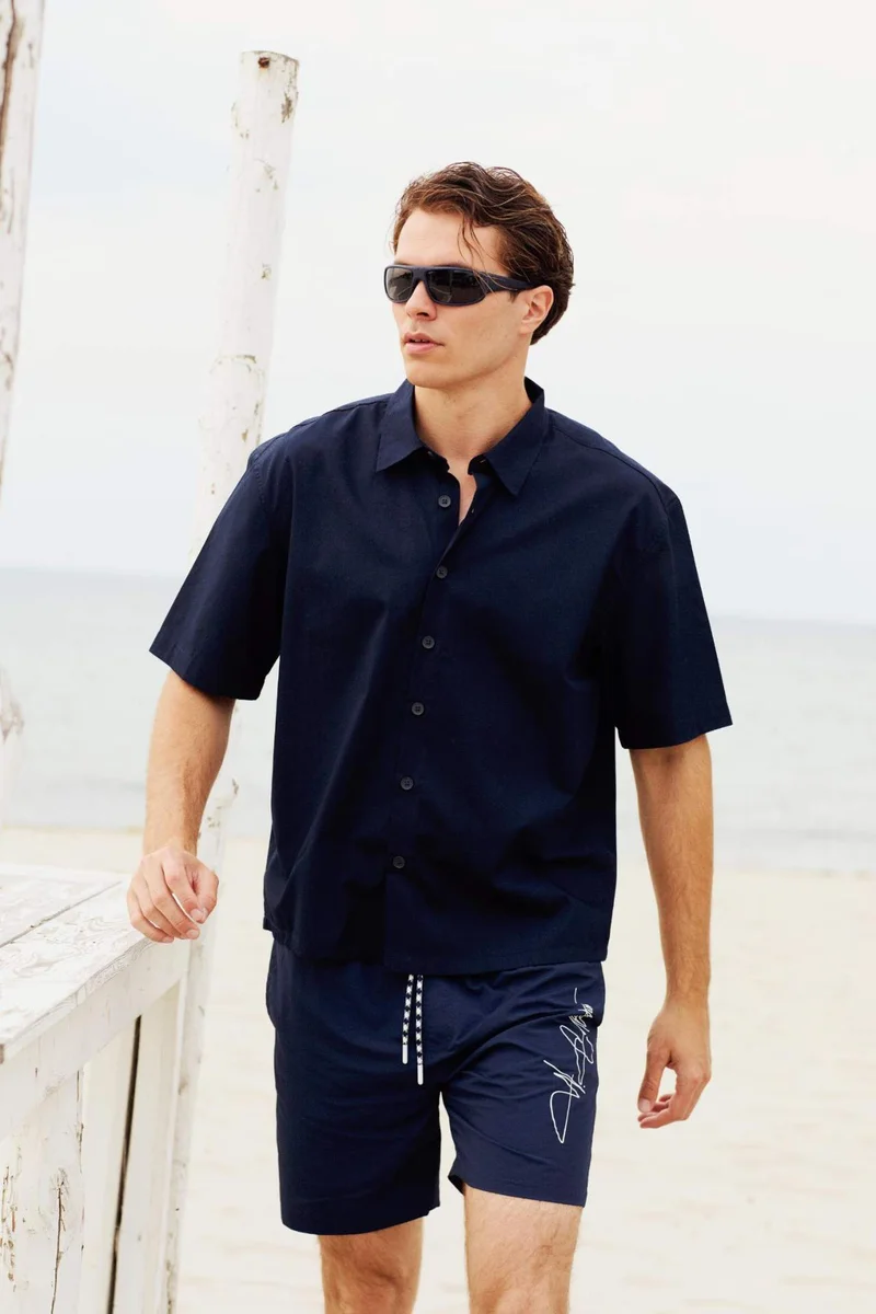 ديفاكتو Boxy Fit Shirt Collar Printed Poplin Short Sleeve Shirt