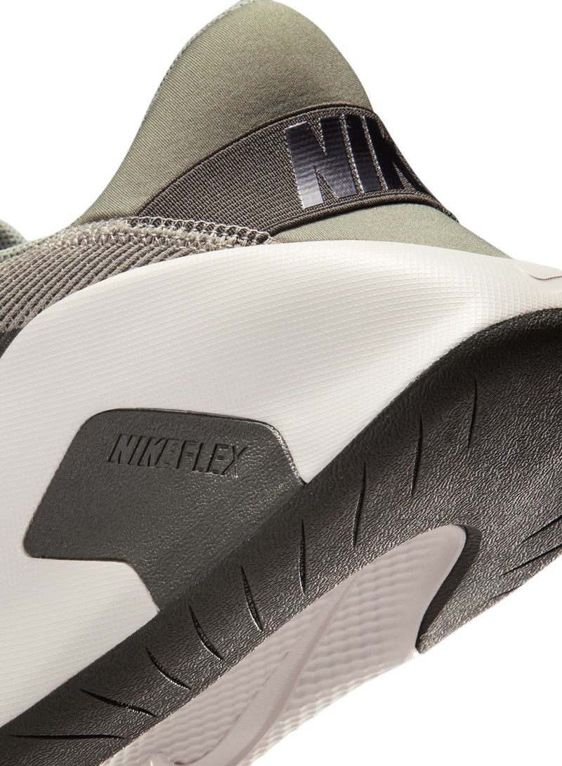 Nike FLEX TRAIN - Image 4