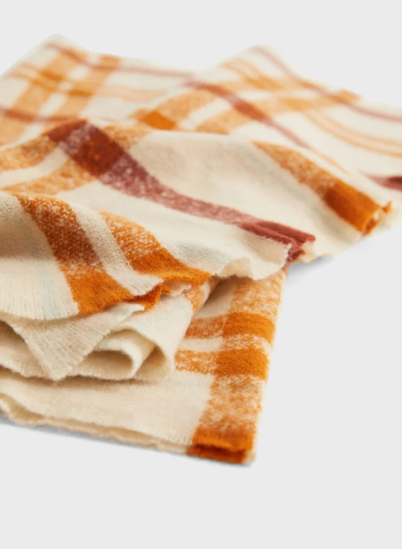 MANGO Lrianda Frayed End Scarf