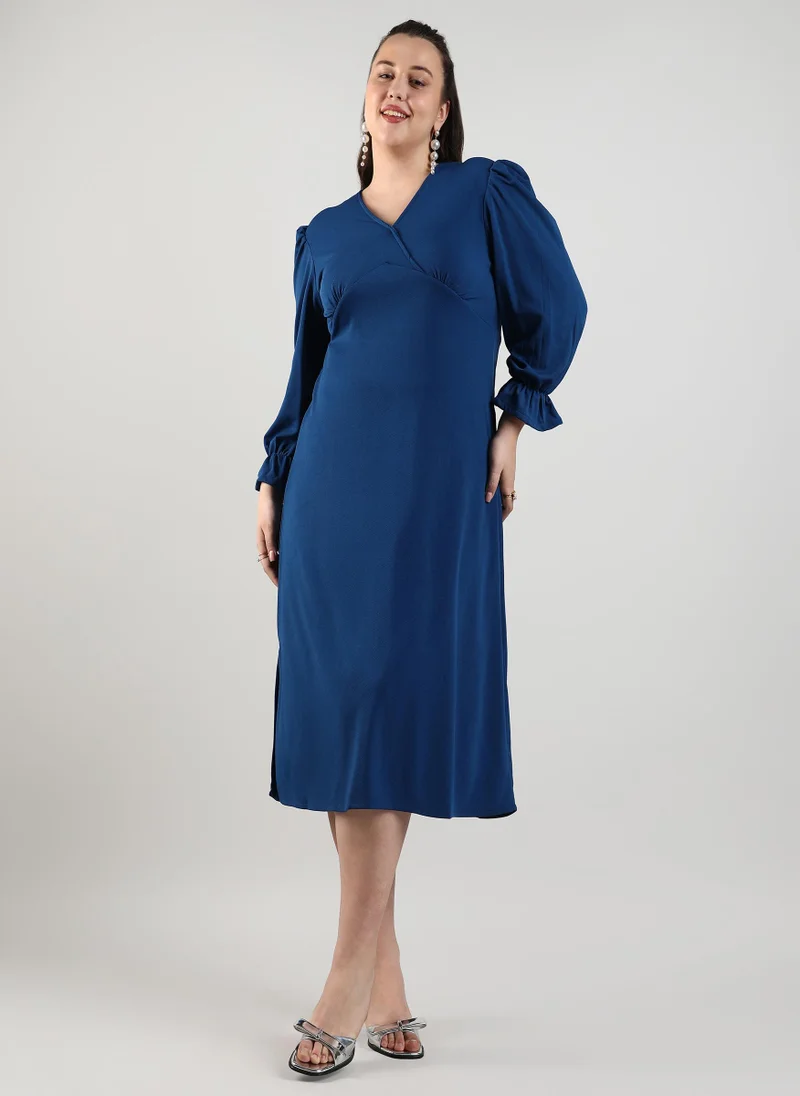 Instafab Plus Women's Indigo Blue Solid Cut-Out Midi Dress For Casual Wear | V Neck | Long Sleeve | Button Closure | Plus-Size Dress Crafted With Comfort With For Everyday Wear