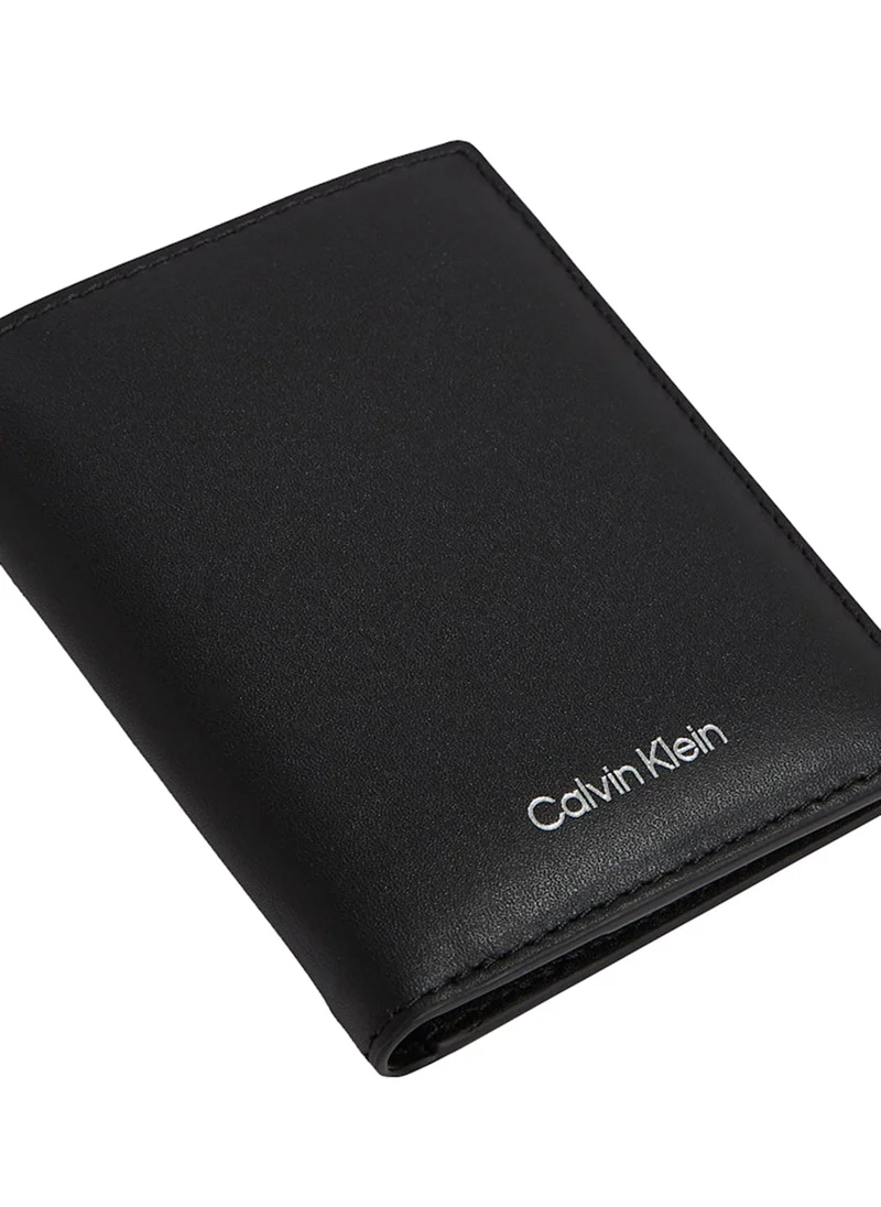 كالفن كلاين Essential Bifold Wallet