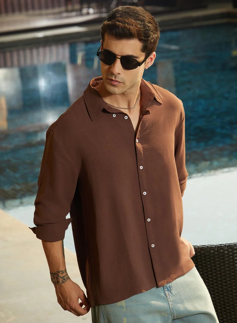 Campus Sutra Men's Chocolate Brown Breezy Wrinked Shirt