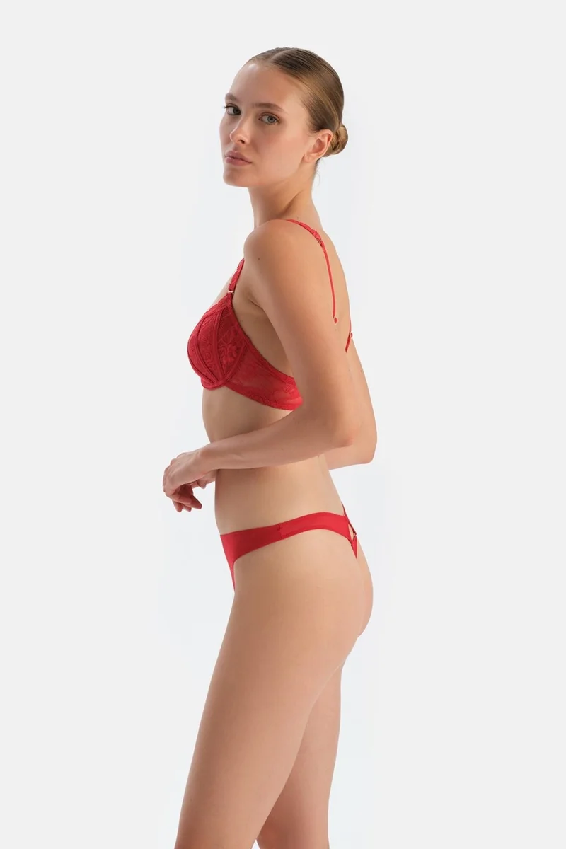 dagi Red Back Accessory Detailed Tulle Thong Panties