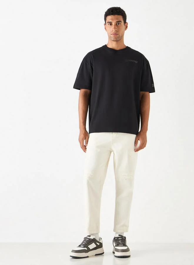 ستارتر تيشيرت مطرز بياقة ضيقة وأكمام قصيرة من ستارتر