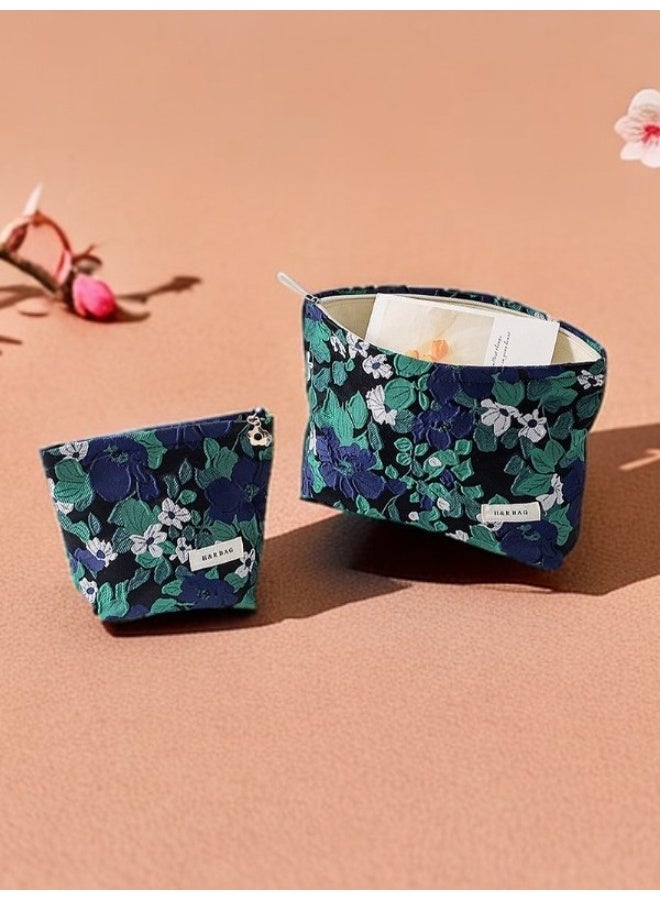 حقيبة مستحضرات تجميل مطبوعة بسحاب، تستخدم لتخزين مستحضرات التجميل ومنتجات العناية بالبشرة ولوازم الحمام وتخزين طلاء الأظافر وغيرها من مستلزمات التجميل، حقيبة سفر 26*18*5 سم - Image 3