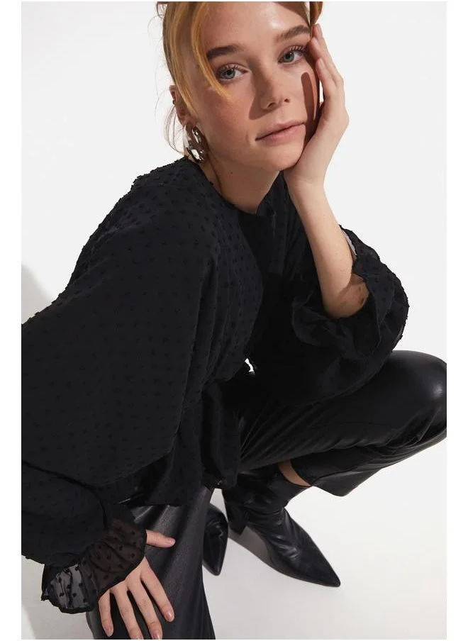 JUNE June Women Crew Neck Flock Printed Woven Blouse Black