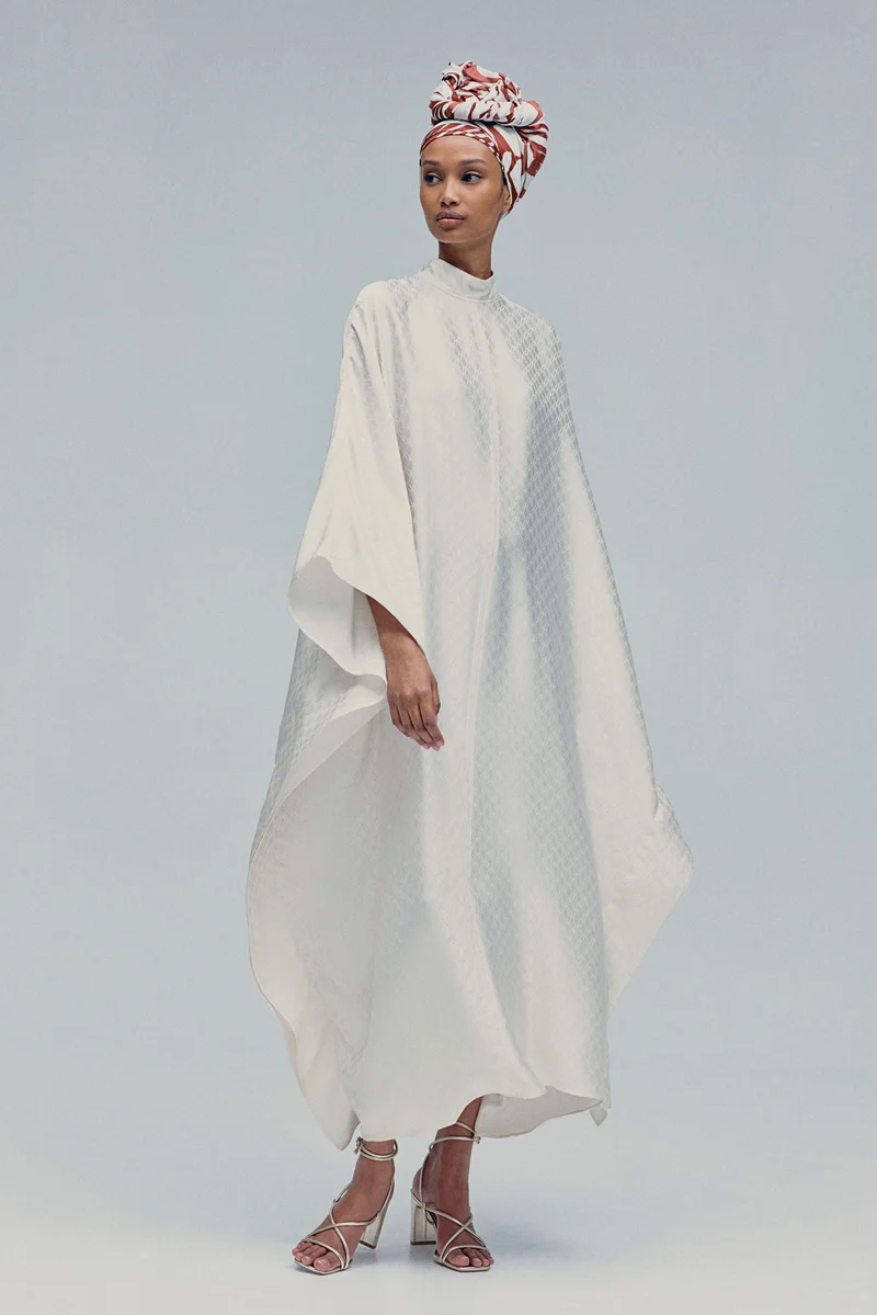 اتش اند ام فستان قفطان منسوج من الجاكار