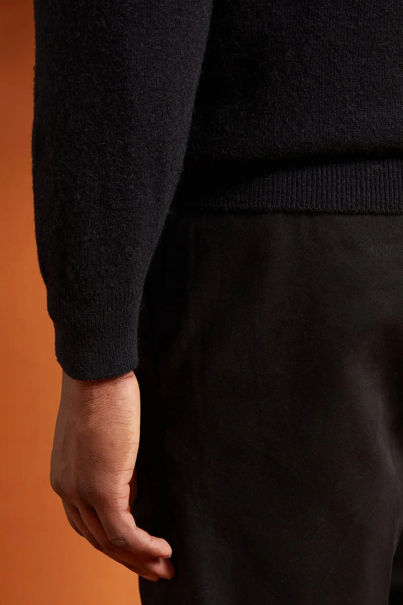 دوبل غانغر Men's regular fit lambswool jumper - Black