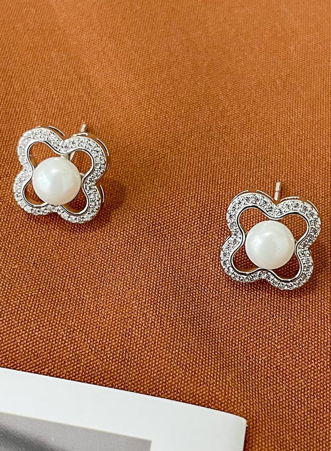 Take Two Four-Leaf Clover Shape Earrings with Faux Pearl - Image 1