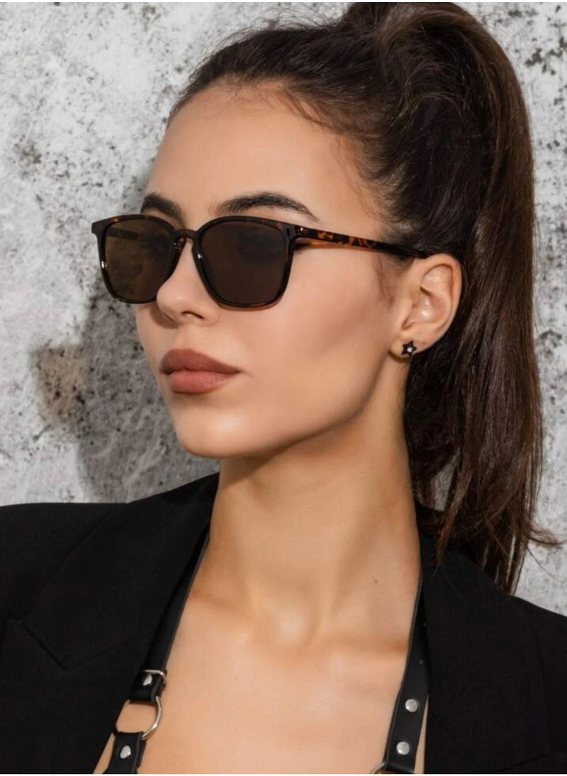 جوليري بالاس - نظارة شمسية نسائية انيقة باطار أنيق وعالي الجودة - Image 1