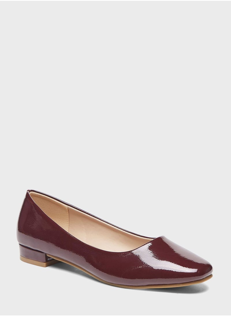 shoexpress - Pointed Toe Flat Ballerinas - Image 1